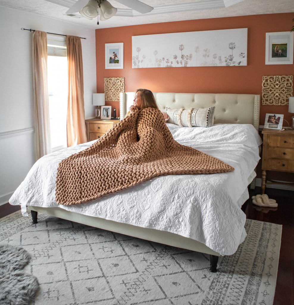 Nicki Odom with Bearaby Tree Napper Cooling Weighted Blanket