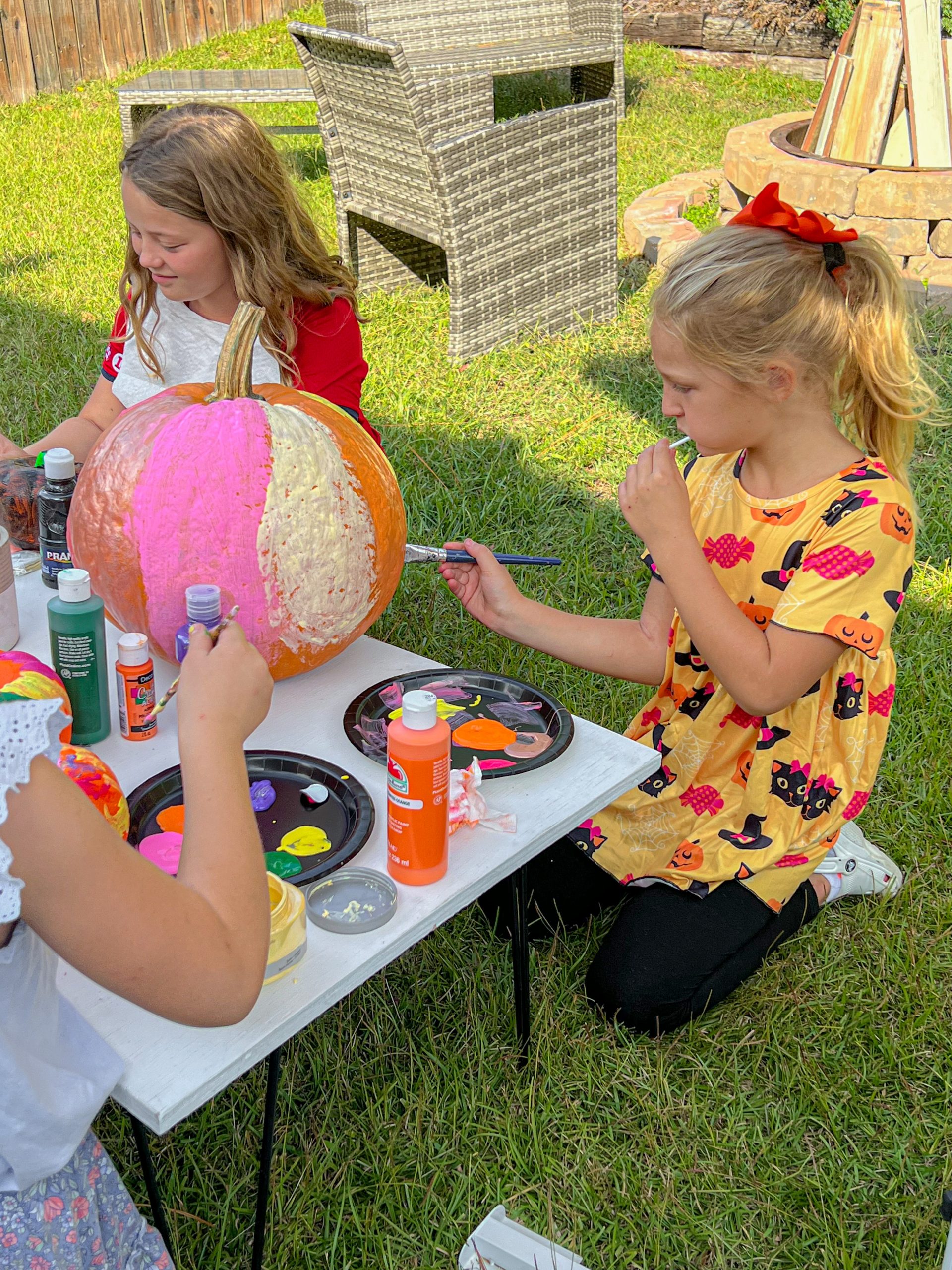 Halloween Ghoul Gang Party pumpkin painting