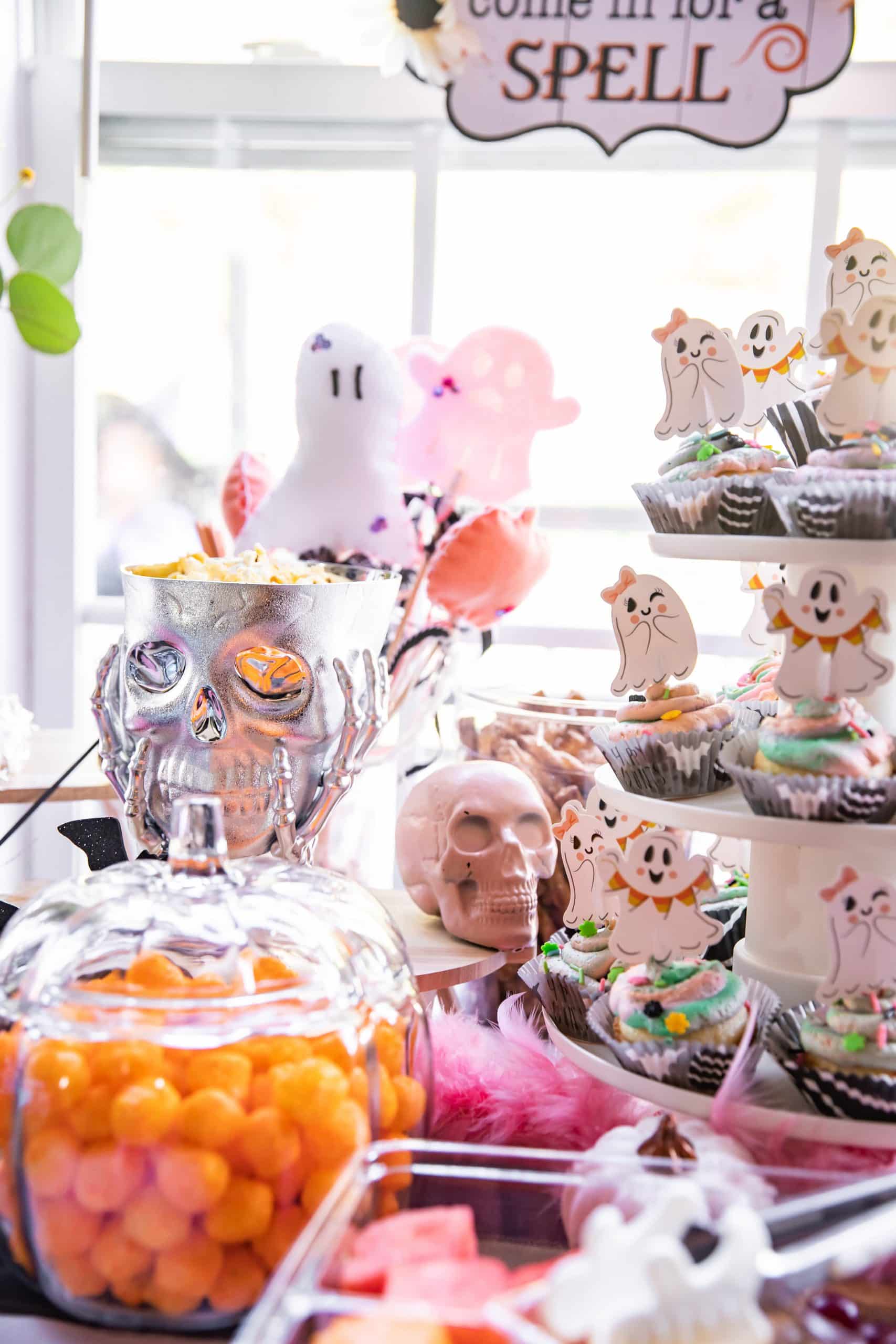 Halloween Ghoul Gang Kids Party Snack Table