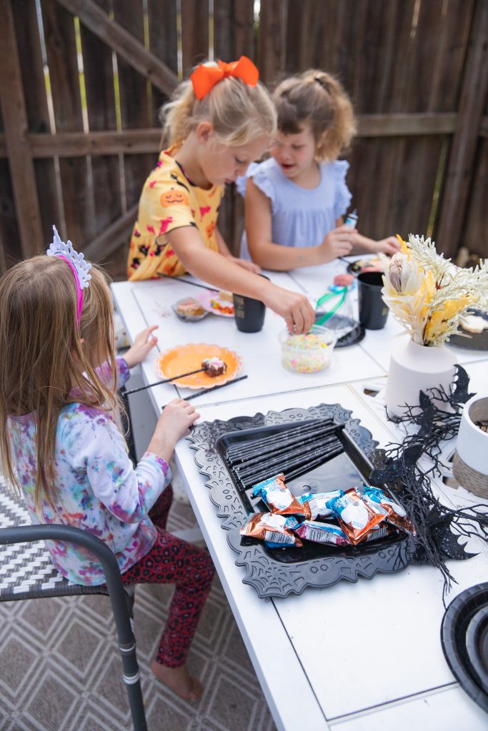 Halloween Ghoul Gang Party Wand Making Station