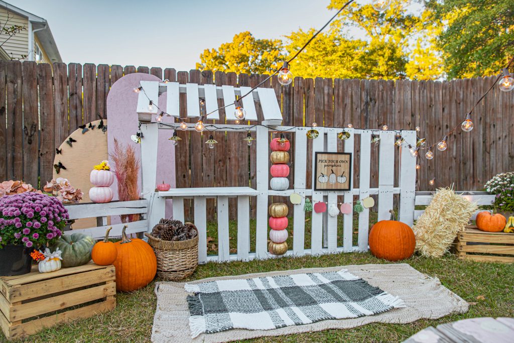 DIY Kids Market from Pallet Wood by Nicki Odom