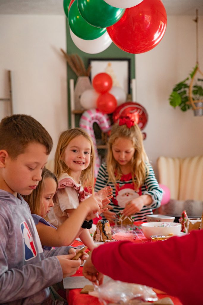 Christmas Gingerbread House making party