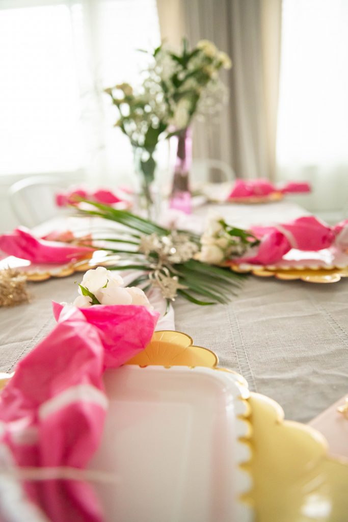 Table setting for mom meetup in Fayetteville NC with Nicki Odom