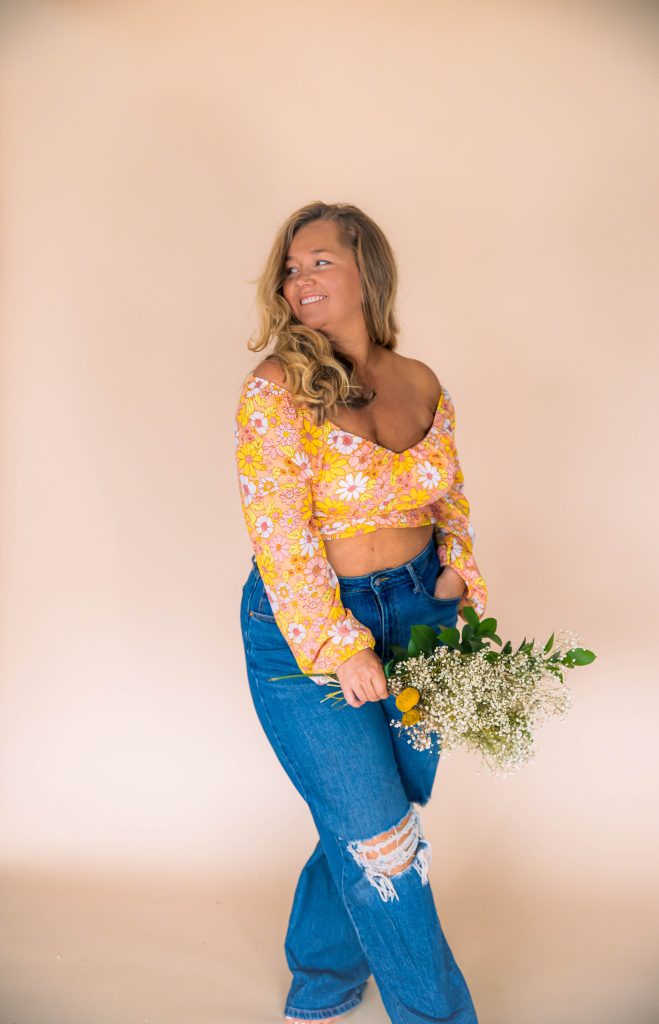 Nicki Odom in boho floral top spring fashion 90s style