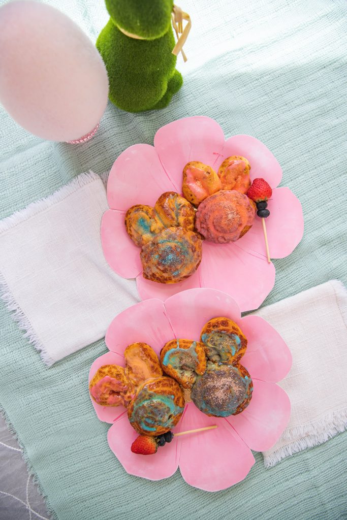 Cinnamon buns with Hawaiian Shaved Ice