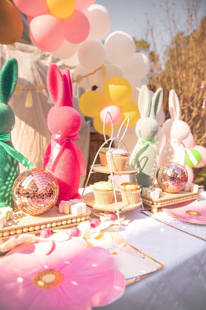 Easter party table decorations