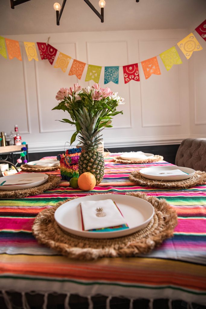 dinner table decor for cinco de mayo