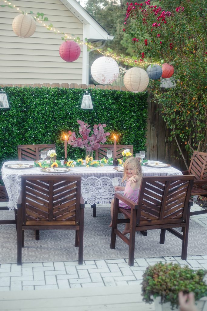 Thanksgiving Dinner Hosting