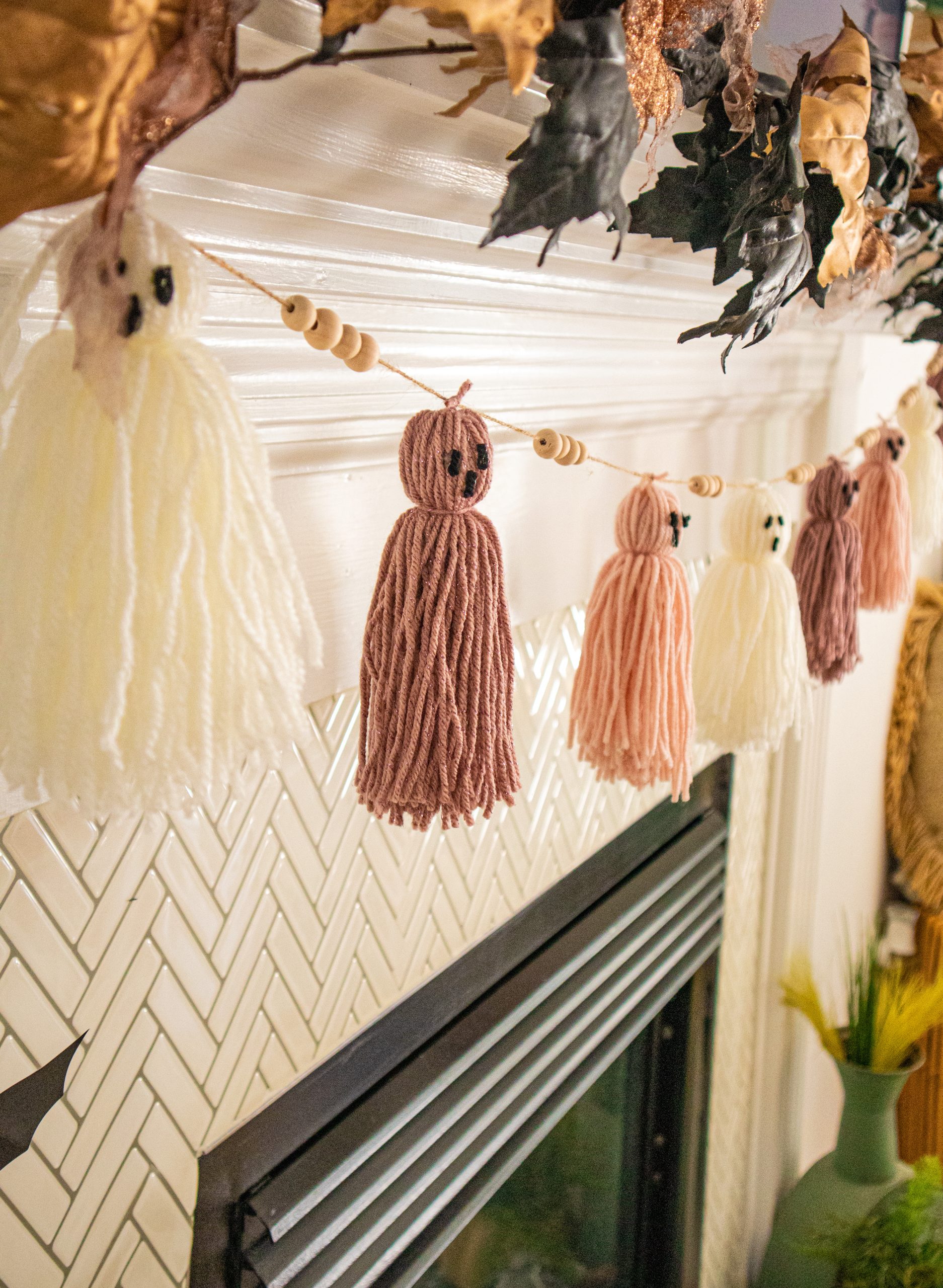 DIY Ghost Yarn Garland