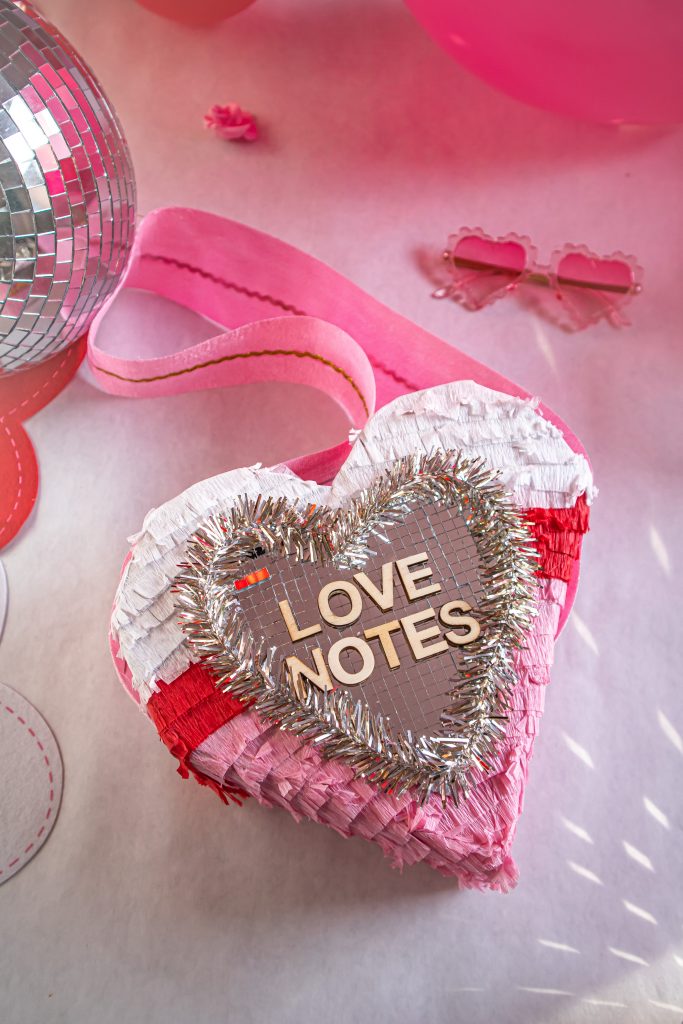 DIY Valentine's DAY Messenger Bag
