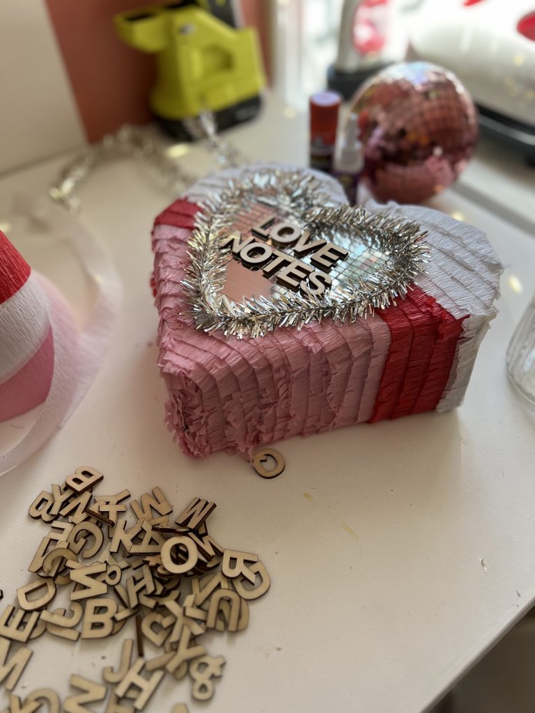 DIY Valentine's DAY Messenger Bag