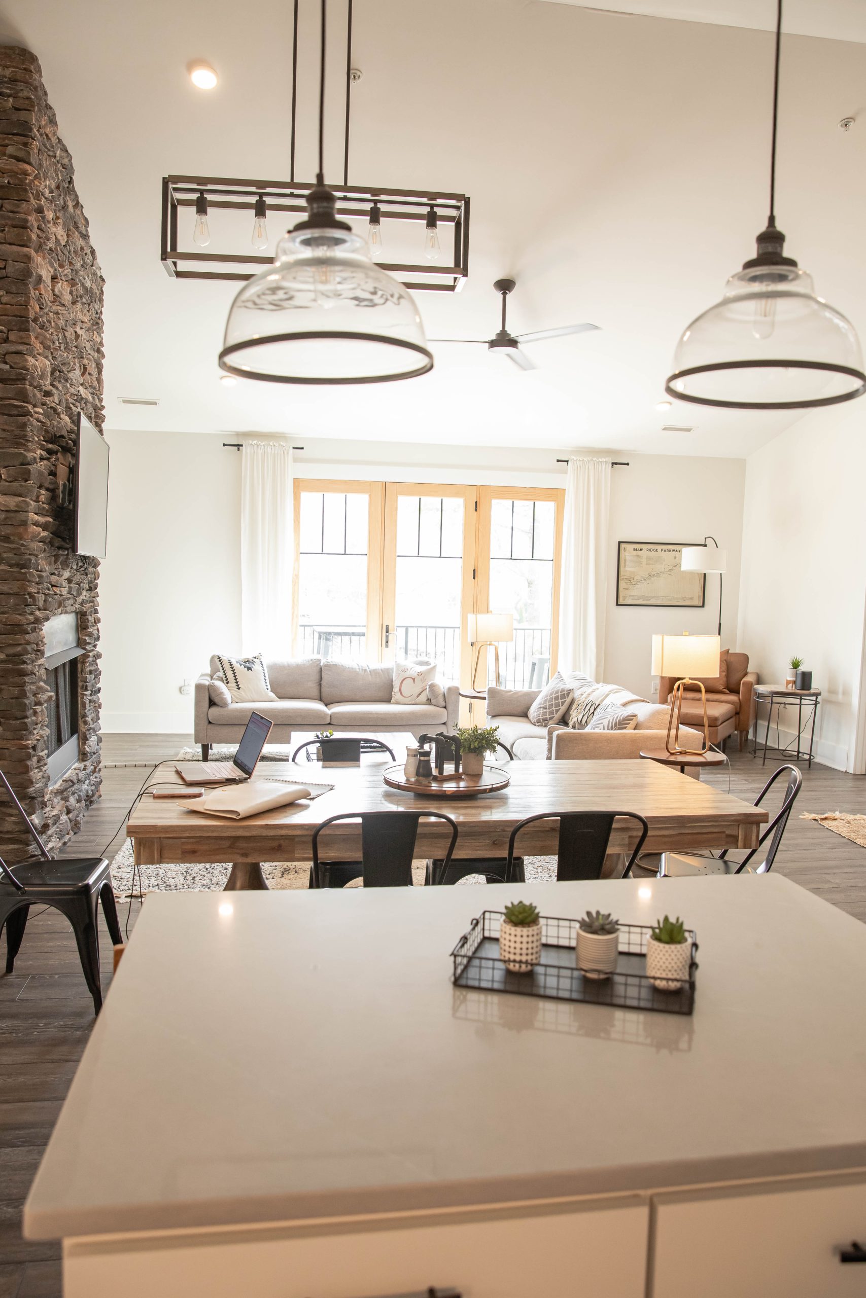 Main and Pine living room in Blowing Rock NC