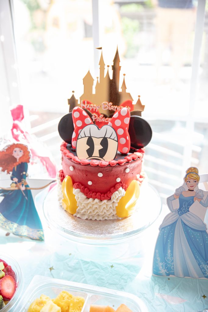 4 Ever A Princess Birthday Party a Minnie Mouse Birthday Cake