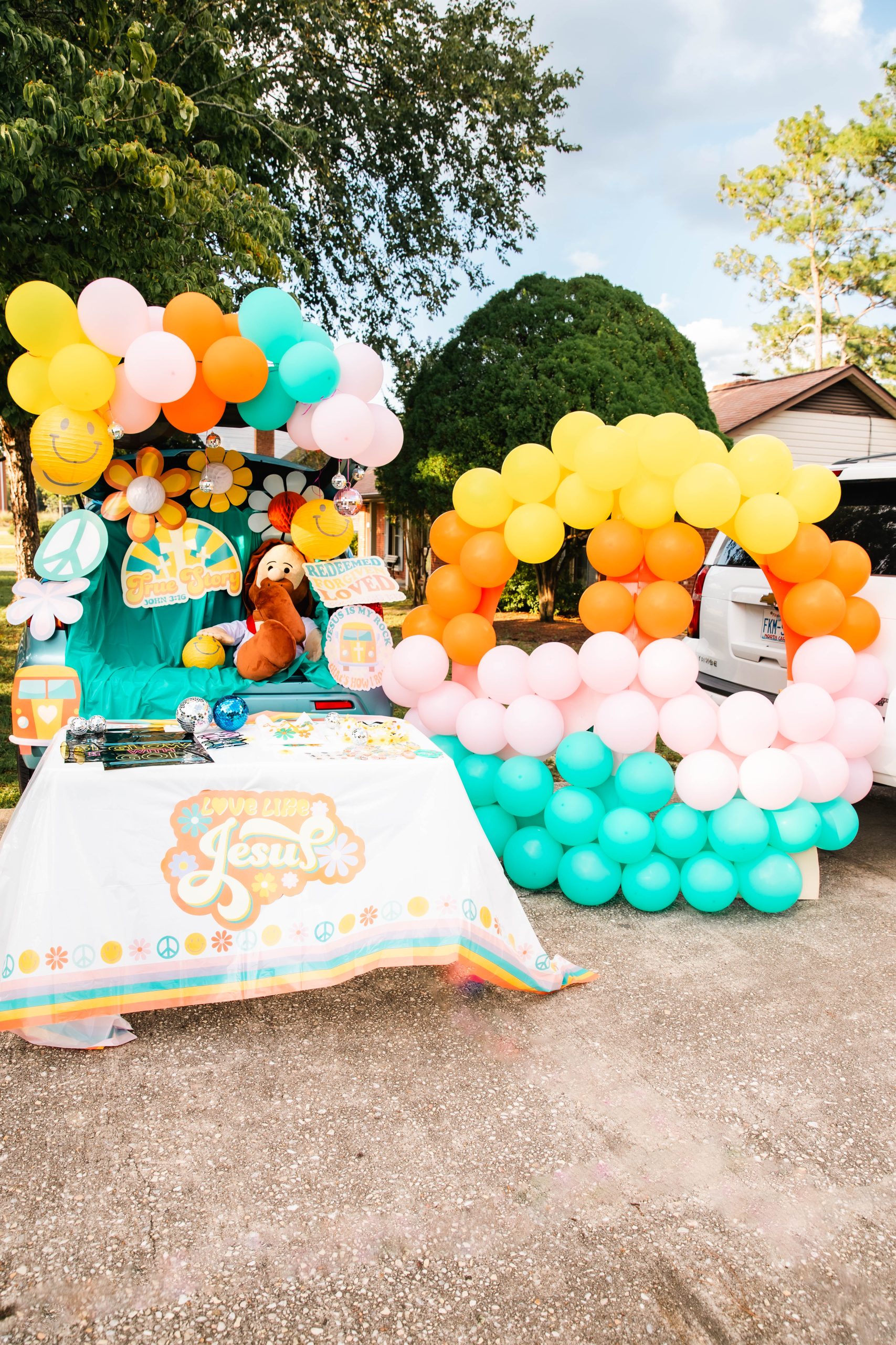 CHRISTIAN TRUNK OR TREAT SETUP